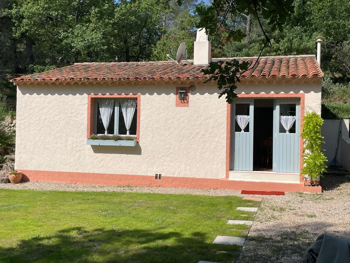 ファイエンス Hameau De Prebarjaudヴィラ フランス